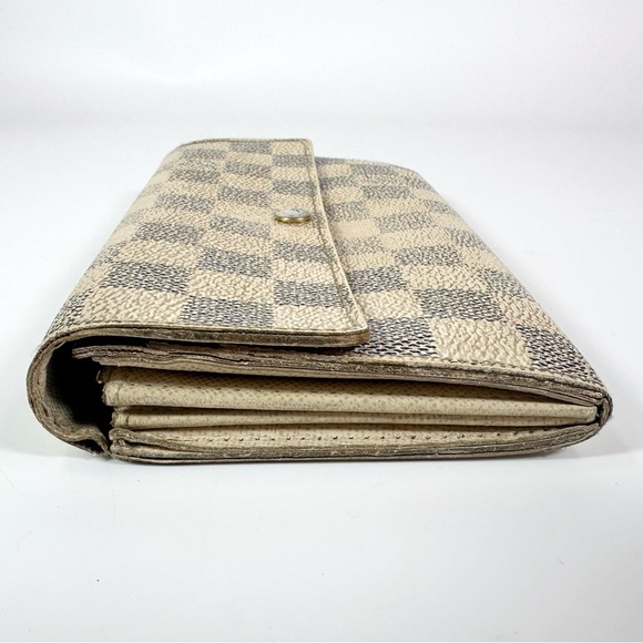 Louis Vuitton Long Wallet - Picture 7 of 9